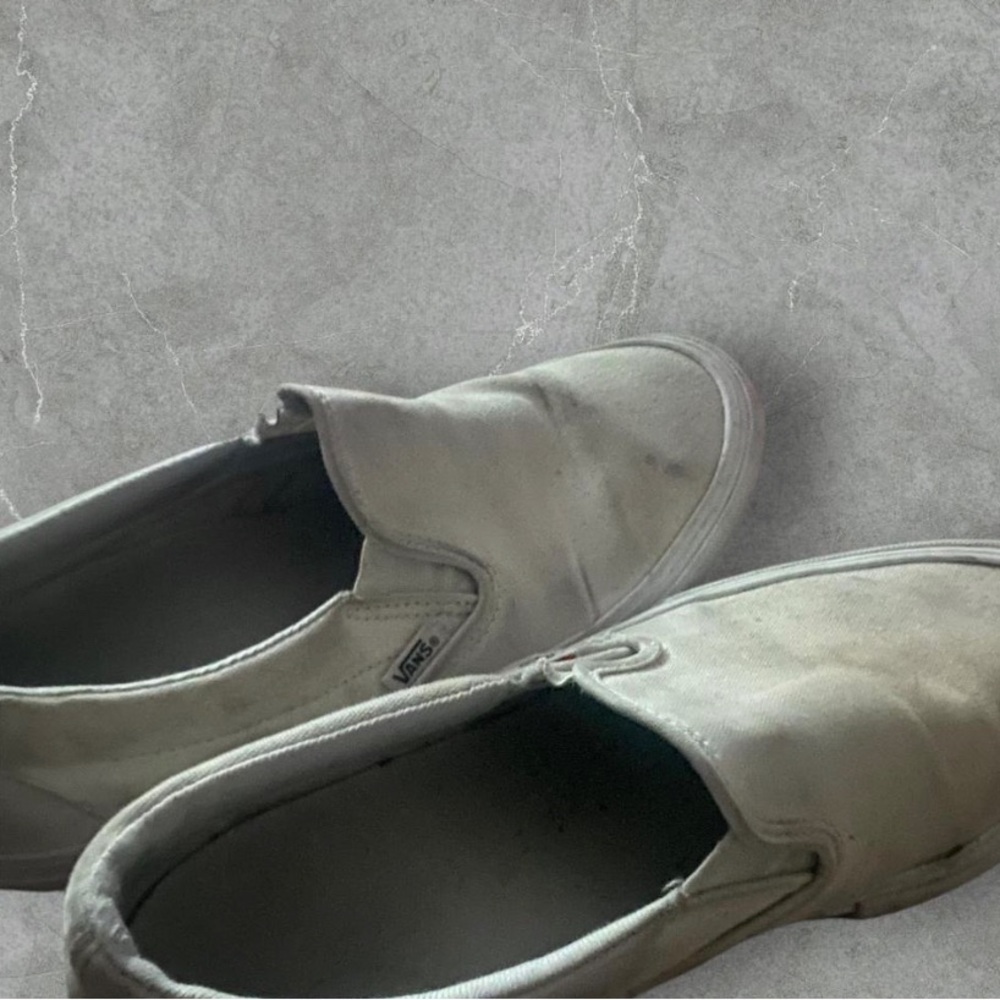 SLIP ON WHITE-VANS‼️WILL CLEAN AND WASH BEFORE I SHIP‼️
